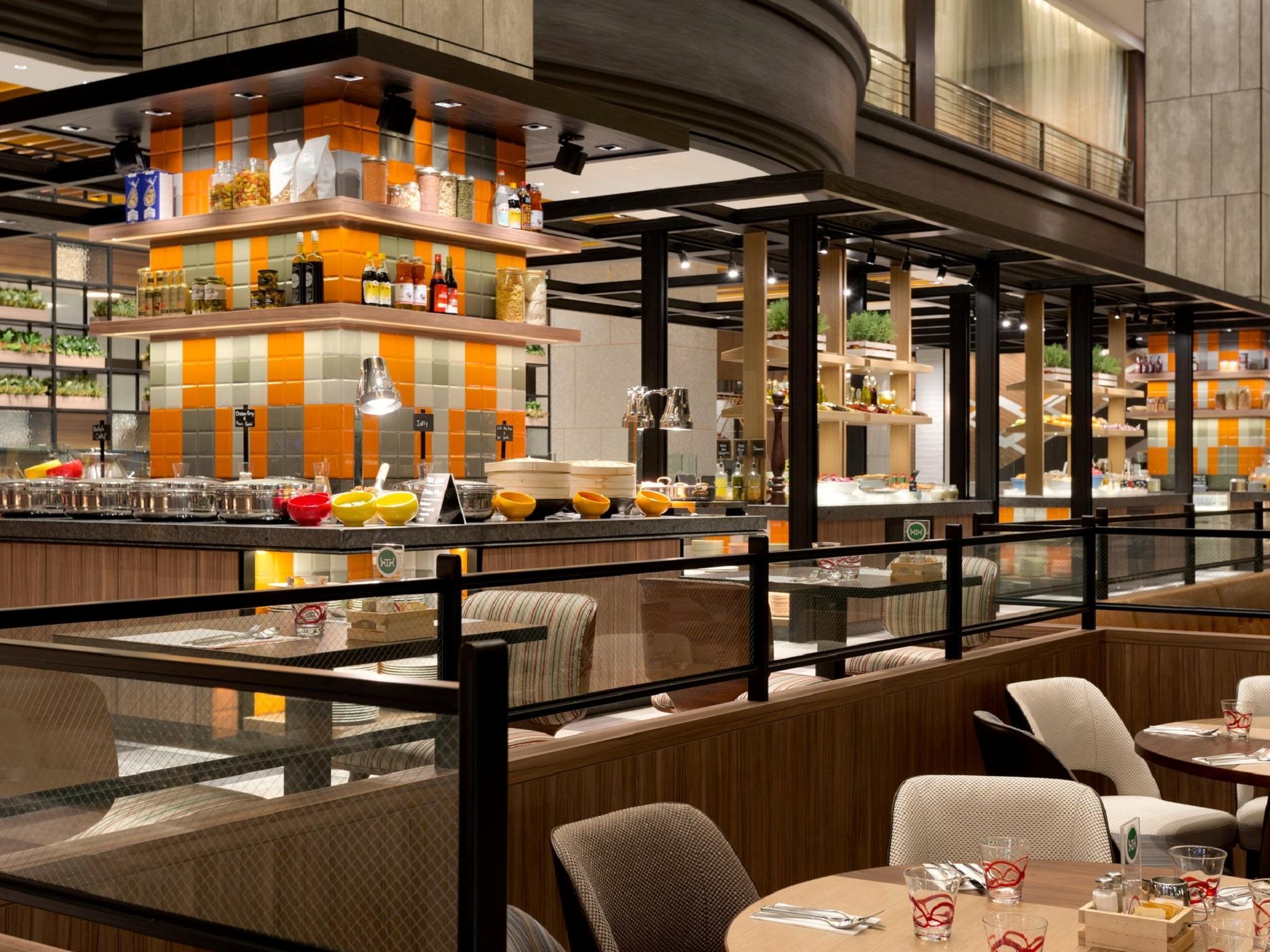 Khách sạn Jen Tanglin By Shangri-la Singapore