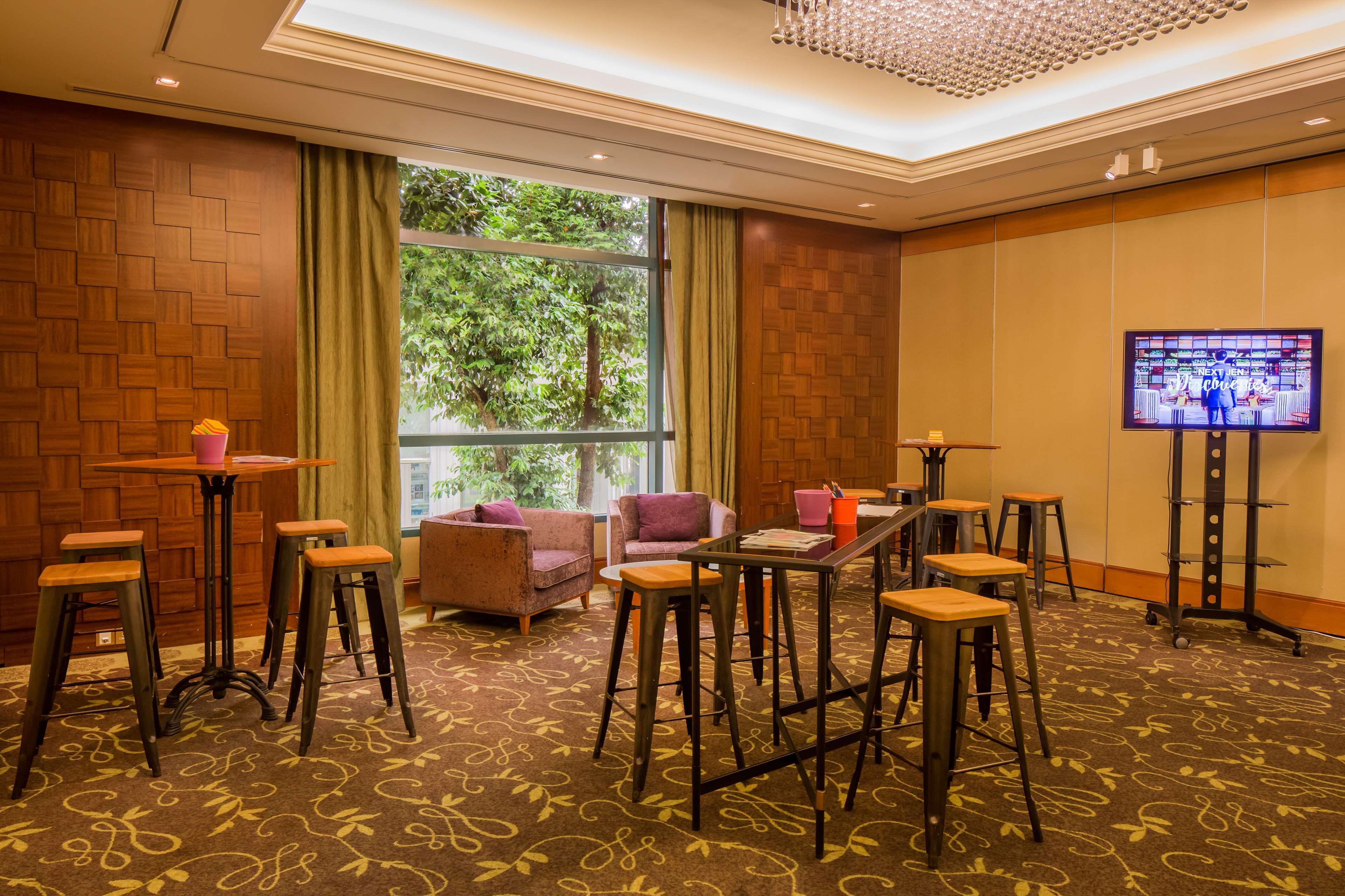 Khách sạn Jen Tanglin By Shangri-la